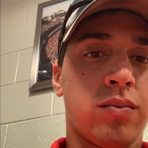 Meet your Posher, Cameron - Picture 1 of 1